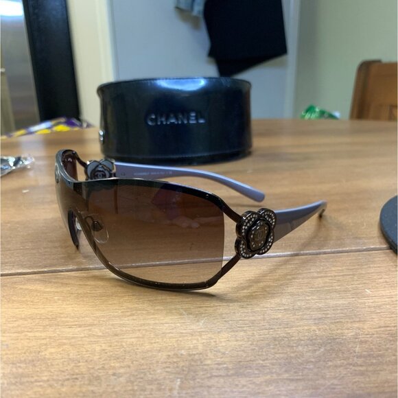 Chanel Bronze Tone/Brown Gradient 4164-B Camelia Shield Sunglasses w/ Case - Picture 6 of 17